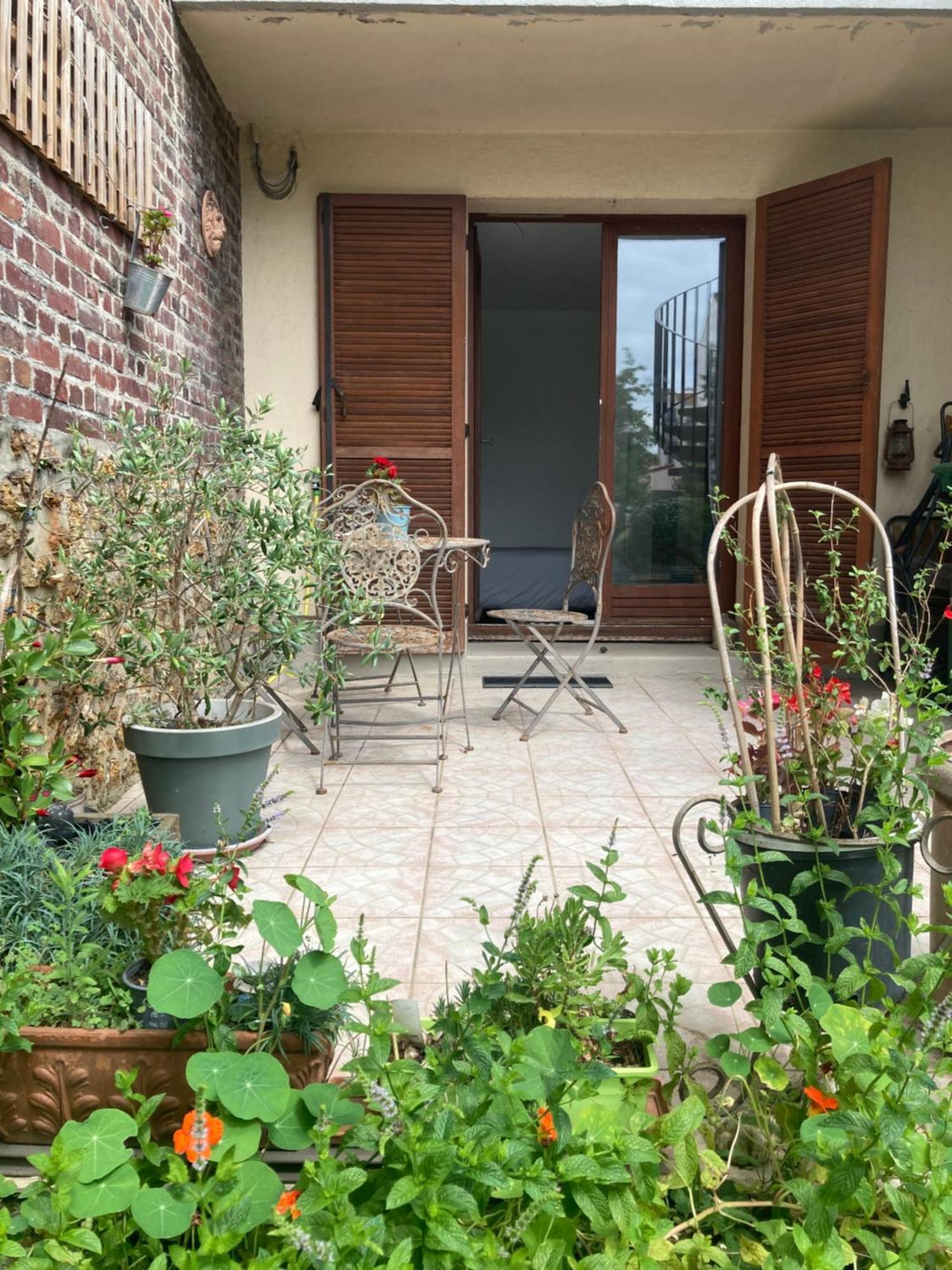 Studio Avec Terrasse Sur Jardin 丰特奈·索斯·博伊斯 外观 照片